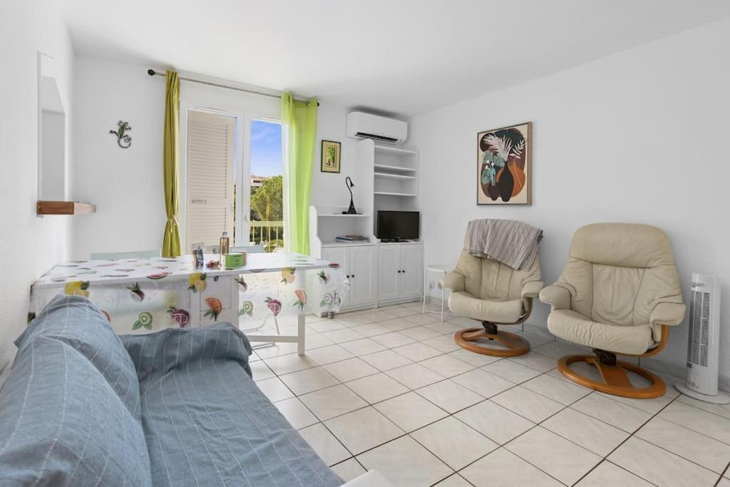 Appartement Joli 32m2, Piscine, Parking, Wifi